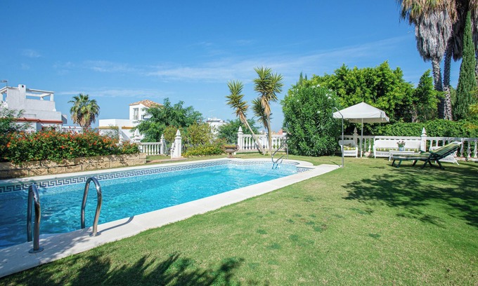 Sanlucar de Barrameda Villa | Homerez - Villa in Sanlúcar de Barrameda