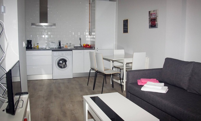 Leon City Centre Apartment | Homerez - Welcoming apartment in León - 35 m² with comfort