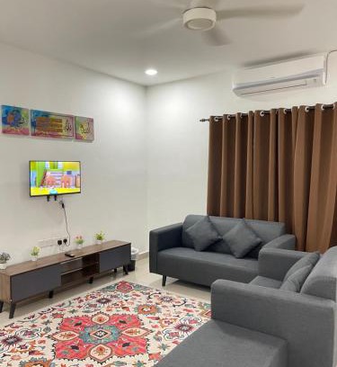 Pekan House | Homestay Azirah-musleem preferred