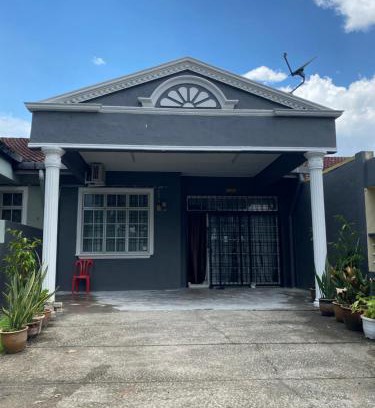 Nilai Apartment | Homestay Bronizam 2