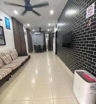 Kuantan House | Homestay Bukit Rangin Damai