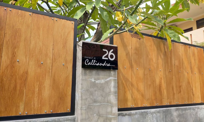 Banyuwangi House | Homestay Calliandra