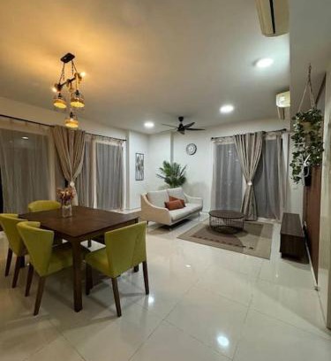 Cyberjaya Apartment | Homestay Cyberjaya AC Home 4R3B 7pax Free Wifi Netflix