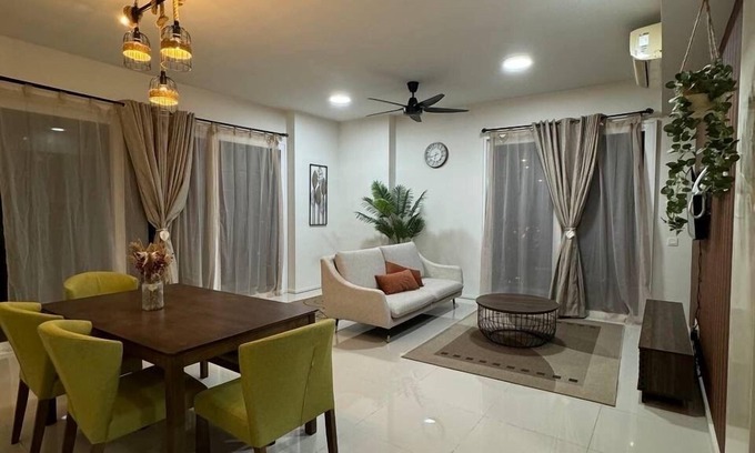 Cyberjaya Apartment | Homestay Cyberjaya AC Home 7pax 4R 3B Free Wifi Netflix