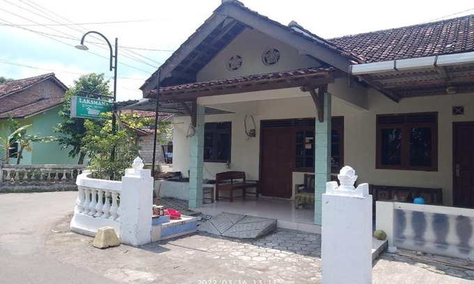Prambanan House | Homestay Damandiri Prambanan Syariah