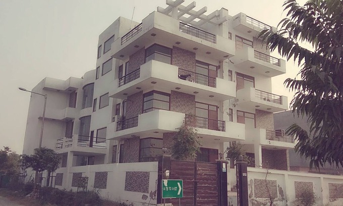 Noida House | Homestay for Business Traveller and medi tourism