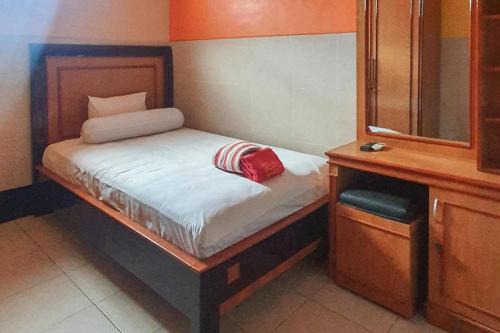 Malang Hotel | Homestay Gayatri Sawojajar near Univ Negeri Malang Kampus 2 Mitra RedDoorz