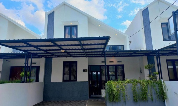 Sleman House | Homestay Jogja Simply Homy Unit Jambon