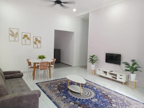 Muar House | Homestay KampungKU