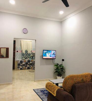 Kampung Penarik Ski Chalet | Homestay opah d rhuteng