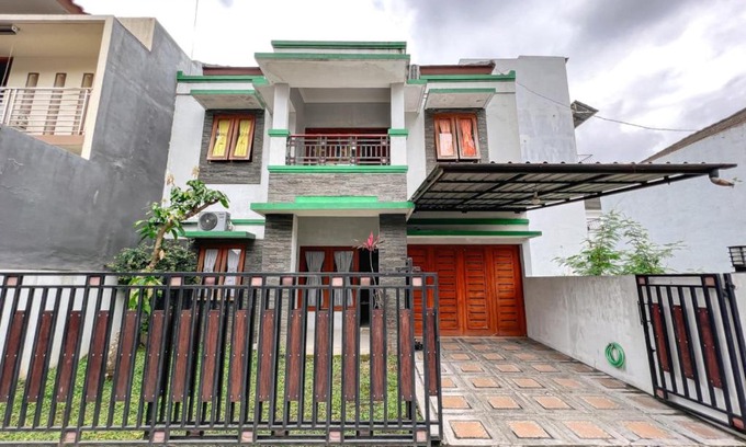 Catur Tunggal House | Homestay Simply Homy Jogja dekat Ambarukmo plaza