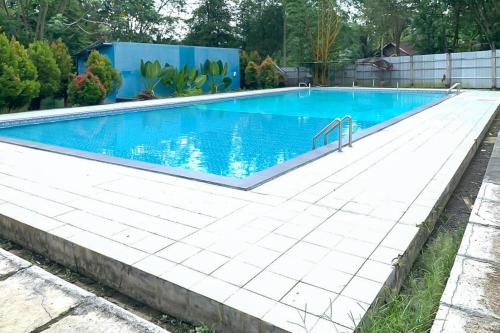 Mertoyudan Hotel | Homestay Syariah Banjar Makmur Taruna Nusantara RedPartner