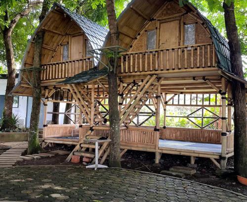 Jambelaer House | Homestay Syariah Tipe C Kadudampit Sukabumi