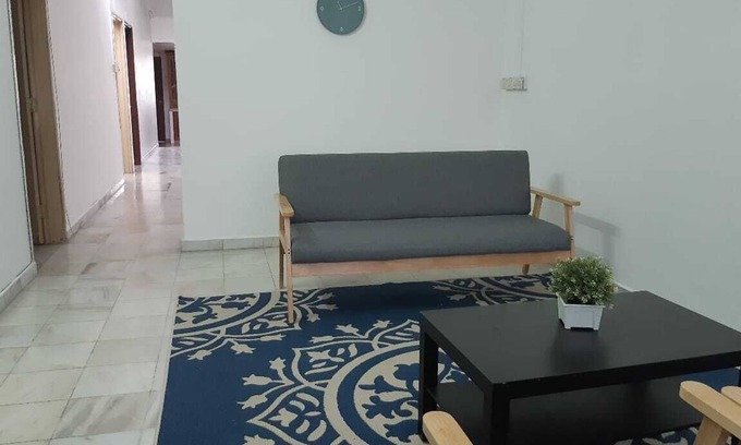 Sri Petaling House | Homestay Ustaz Kuala Loco