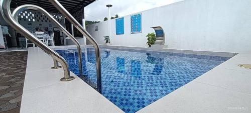 Kampung Wakaf Mesira House | Homestay Villa H with POOL