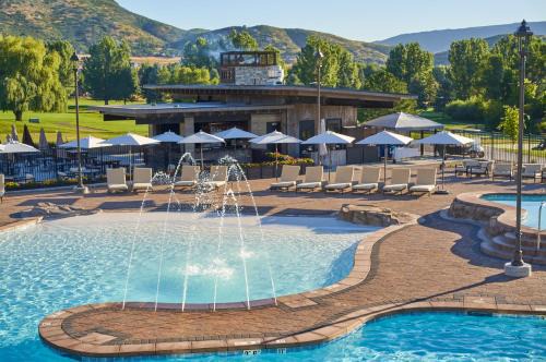 Midway Resort | Homestead Resort