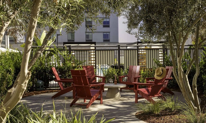 Harbor Hotel | Homewood Suites by Hilton Long Beach Airport