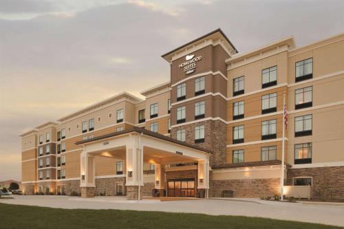 West Des Moines Hotel | Homewood Suites by Hilton West Des Moines/SW Mall Area