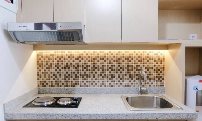 Pasirkaliki Apartment | Homey And Cozy 2Br Apartment At Tamansari La Grande