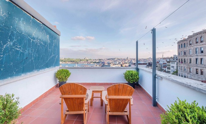 Galata Apartment | Homie Suites | Galata | 100sqm Penthouse #LU6