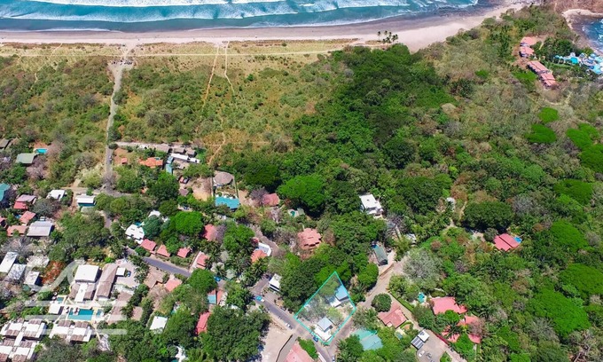 Rio Seco Apartment | Honali Beach House, charming apartment with AC, Wi-Fi in North Guiones, Nosara