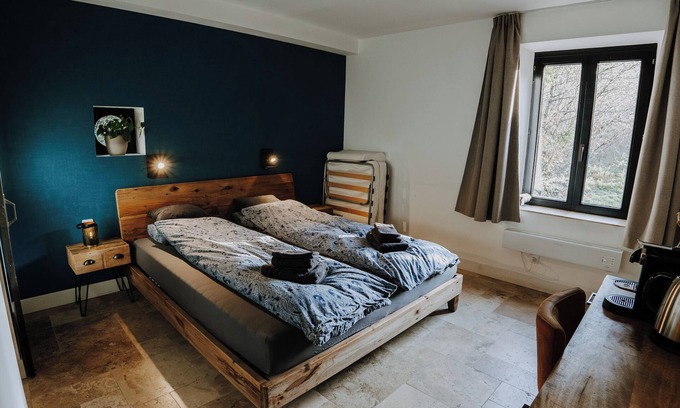 Beauraing House | Hond Vriendelijke Vakantiewoning, Gelegen in de Bossen van Beauraing