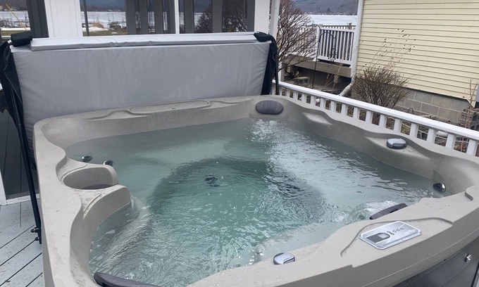 Town of Richmond House | Honeoye Lake | Hot Tub | Kayak | Fire Pit