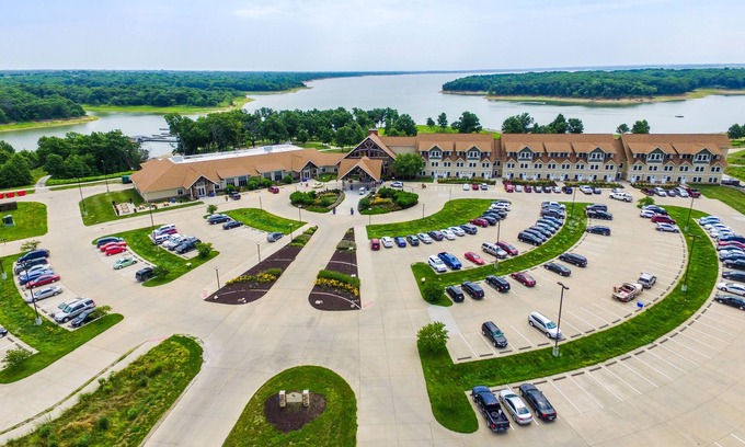 Moravia Hotel | Honey Creek Resort