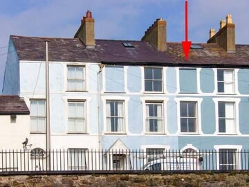 Bont Newydd Cottage | Honey's House in Caernarfon