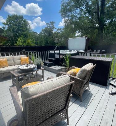 Franklinton House | Honeycomb Hideout