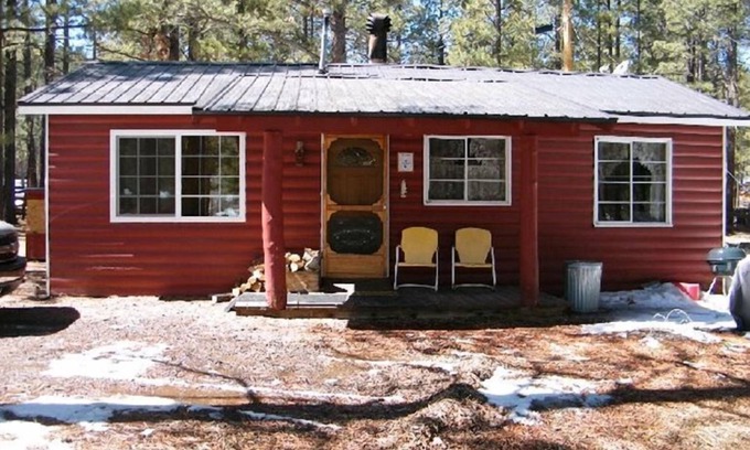 Greer Cabin | Honeymoon Cozy Forest Cabin