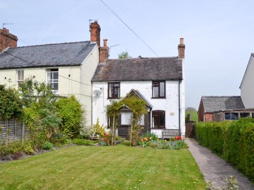 Minsterley House | Honeysuckle Cottage