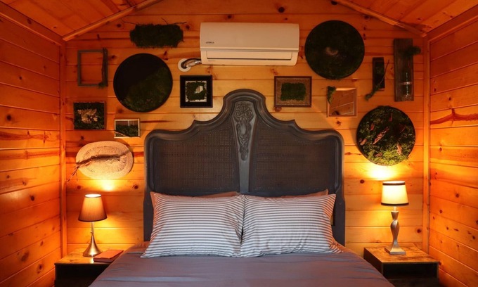 Wilder Apartment | Honeysuckle’s Haven Cabin