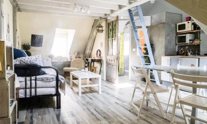 Honfleur Apartment | Honfleur location