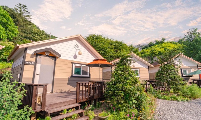 Seo House | Hongcheon Daebakine Pension