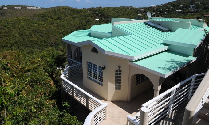 Rosendal Villa | HOORAY! YOU'VE FOUND THE GORGEOUS GETAWAY YOU'VE BEEN LOOKING FOR.