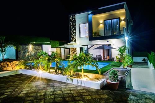 Albion Other | Hope villa