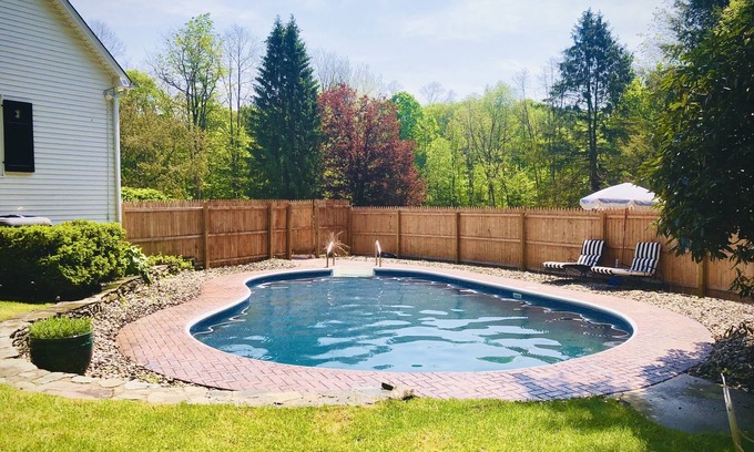Hopewell Junction House | Hopewell Haven w/heated pool and hot tub