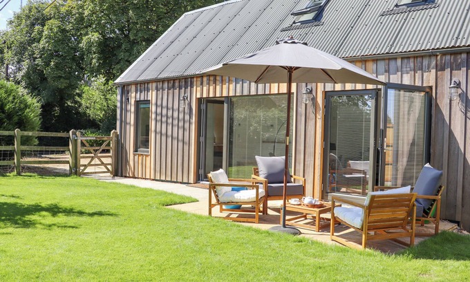 Dover Cottage | HOPKINS AT THE HOMESTEAD, pet friendly, with a garden in Dover