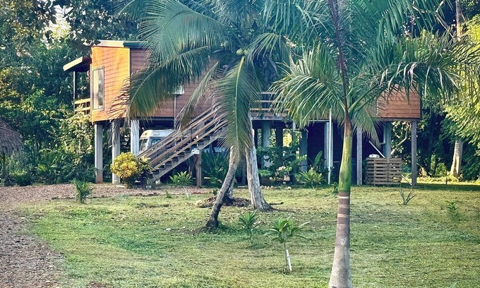 Hopkins House | Hopkins/Sittee River Luxury Home. 2BR/2BA- A Tropical Jungle Paradise 1.1 acres.