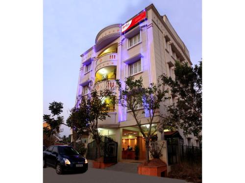 Yelahanka Bed & Breakfast | Hoppers Stop Yelahanka