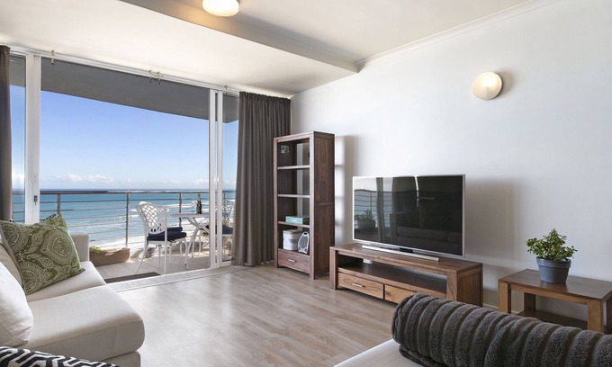 Bloubergstrand Apartment | Horizon Bay 902 Beachfront APT with full Inverter by HMH
