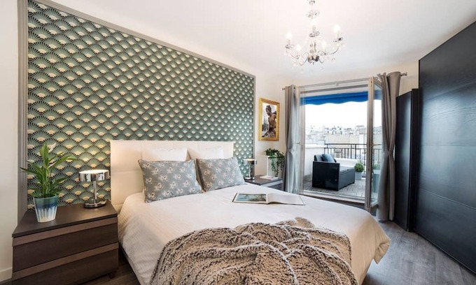 Ternes Apartment | Horizon House - Private rooftop and panoramic view
