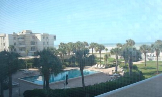 Siesta Key Condo | Horizons West Unit #112 - A "Getaway with a Gulf View"