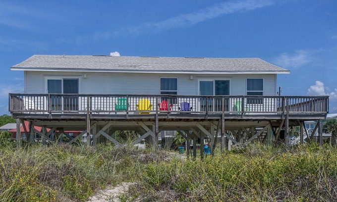 East End House | Horton Cottage: 3 BR, 2 BA House in St. George Island, Sleeps 8