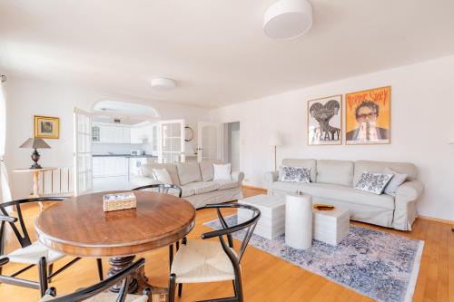 West Pomeranian Voivodeship Apartment | Horyzont Apartamenty- Apartament Ratuszowy- stylowy apartament w samym sercu starówki