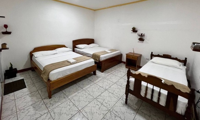 Puerto Baquerizo Moreno Bed & Breakfast | Hospedaje Tortuga