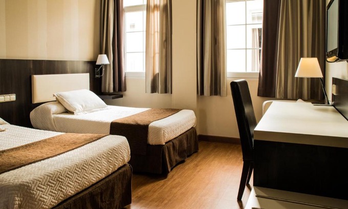 Miajadas Hotel | Hospedium Hotel Triana