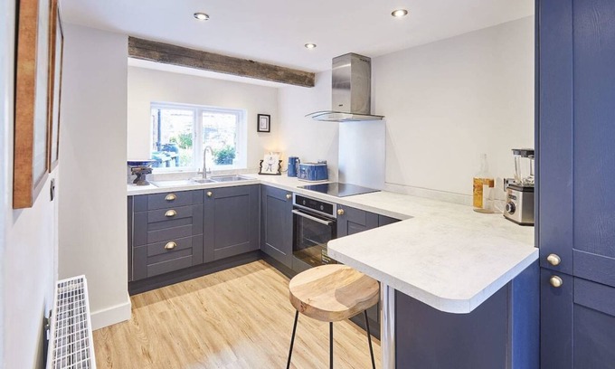 Stokesley House | Host & Stay | 2 College Square