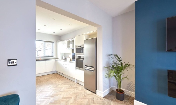 Redcar Apartment | Host Stay Bellevue Apartment 1